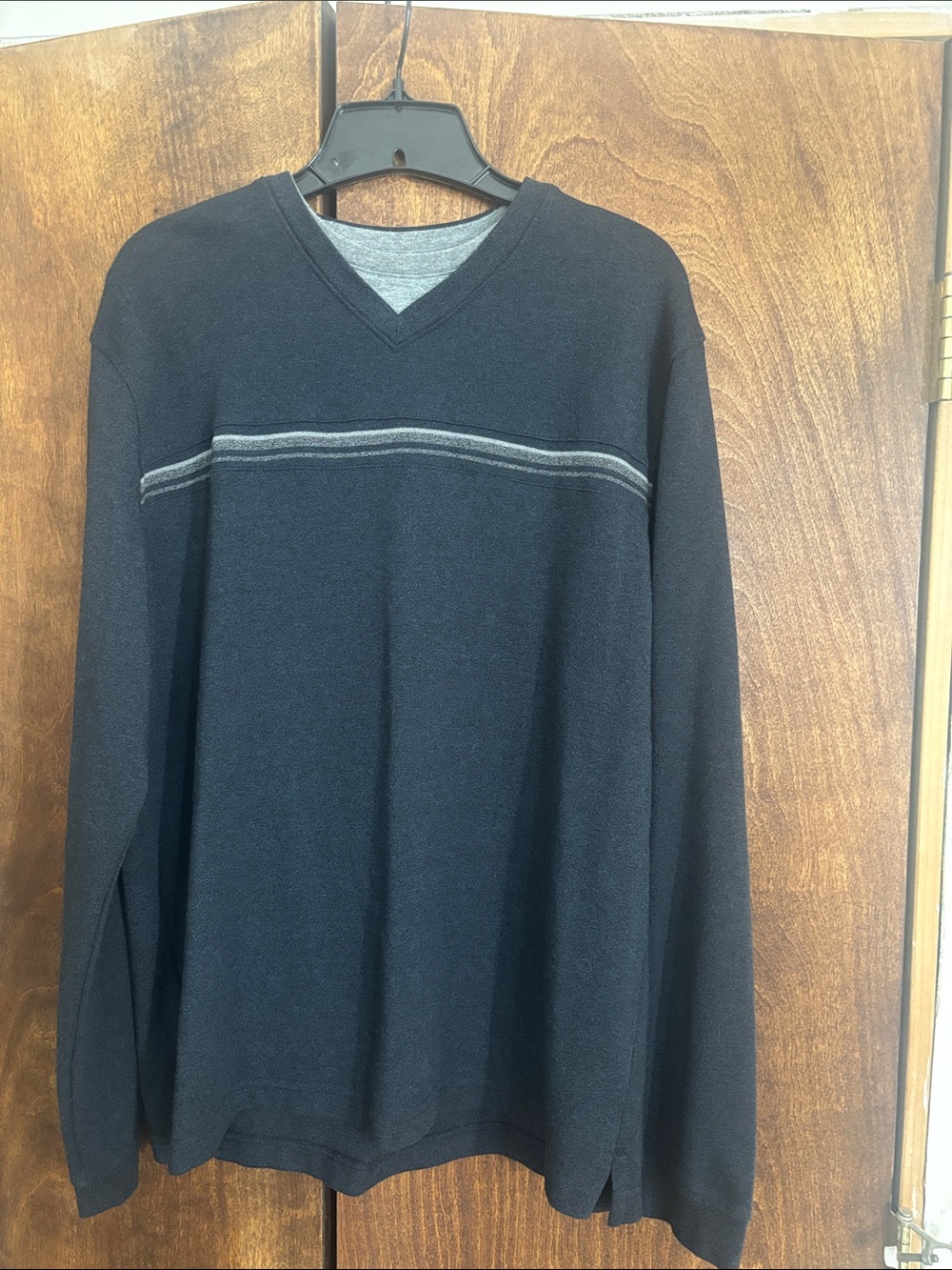 Men's Van Heusen V‑Neck Heather Black Sweater with Charcoal  Gray Stripe
